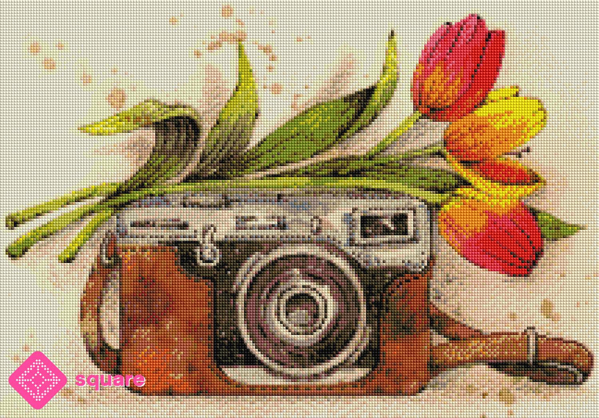 Diamond Painting Vorschau von einem Kamera-Motiv mit Tulpen in funkelnder Steinoptik als Render-Vorschau