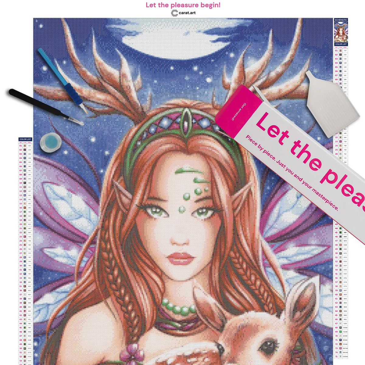 Diamond Painting Set mit Elfe mit Geweih, spitzen Ohren, zartlila Flügeln und langem braunem Haar, die ein kleines Rehkitz im Arm hält, umgeben von grünen Blättern und nächtlichem Sternenhimmel inklusive Leinwand, ciratart.com Karton und hochwertigem Zubehör