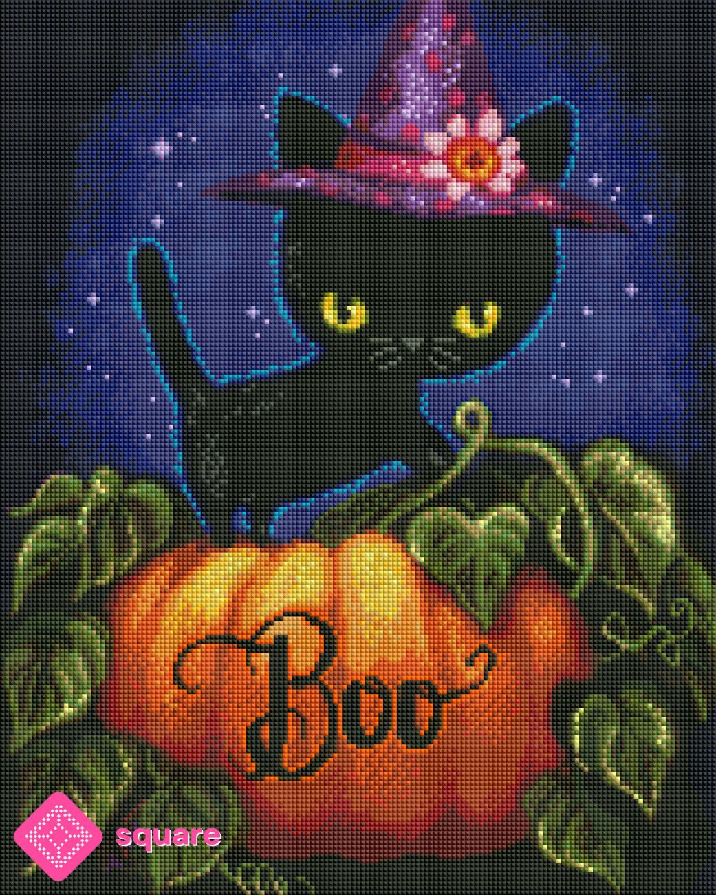 Diamond Painting Vorschau mit schwarzer Katze, Halloween-Kürbis und „Boo“-Schriftzug vor einem funkelnden blauen Nachthimmel